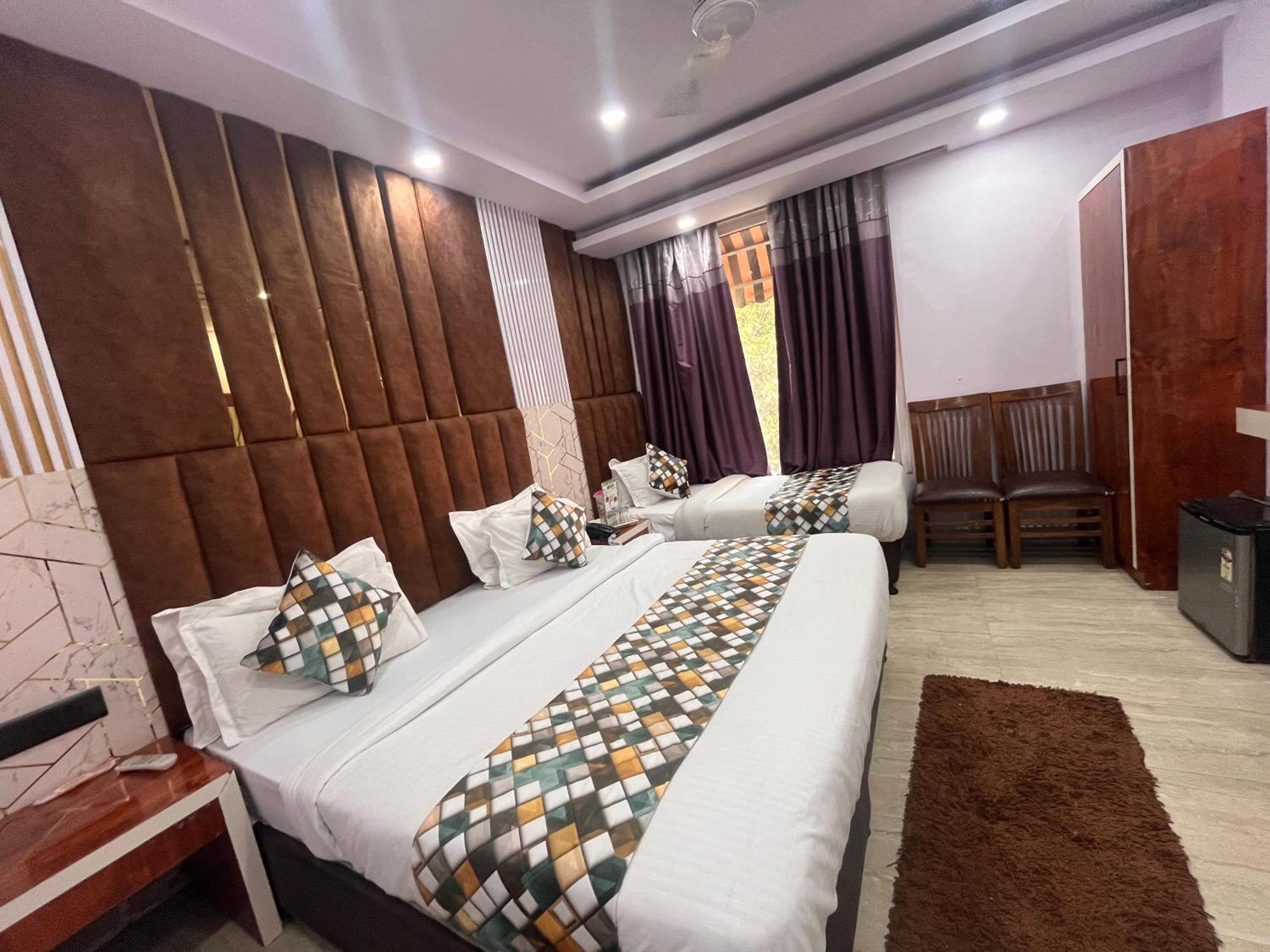 Hotel Embassy Near Rk Ashram Metro Neu-Delhi Exterior foto