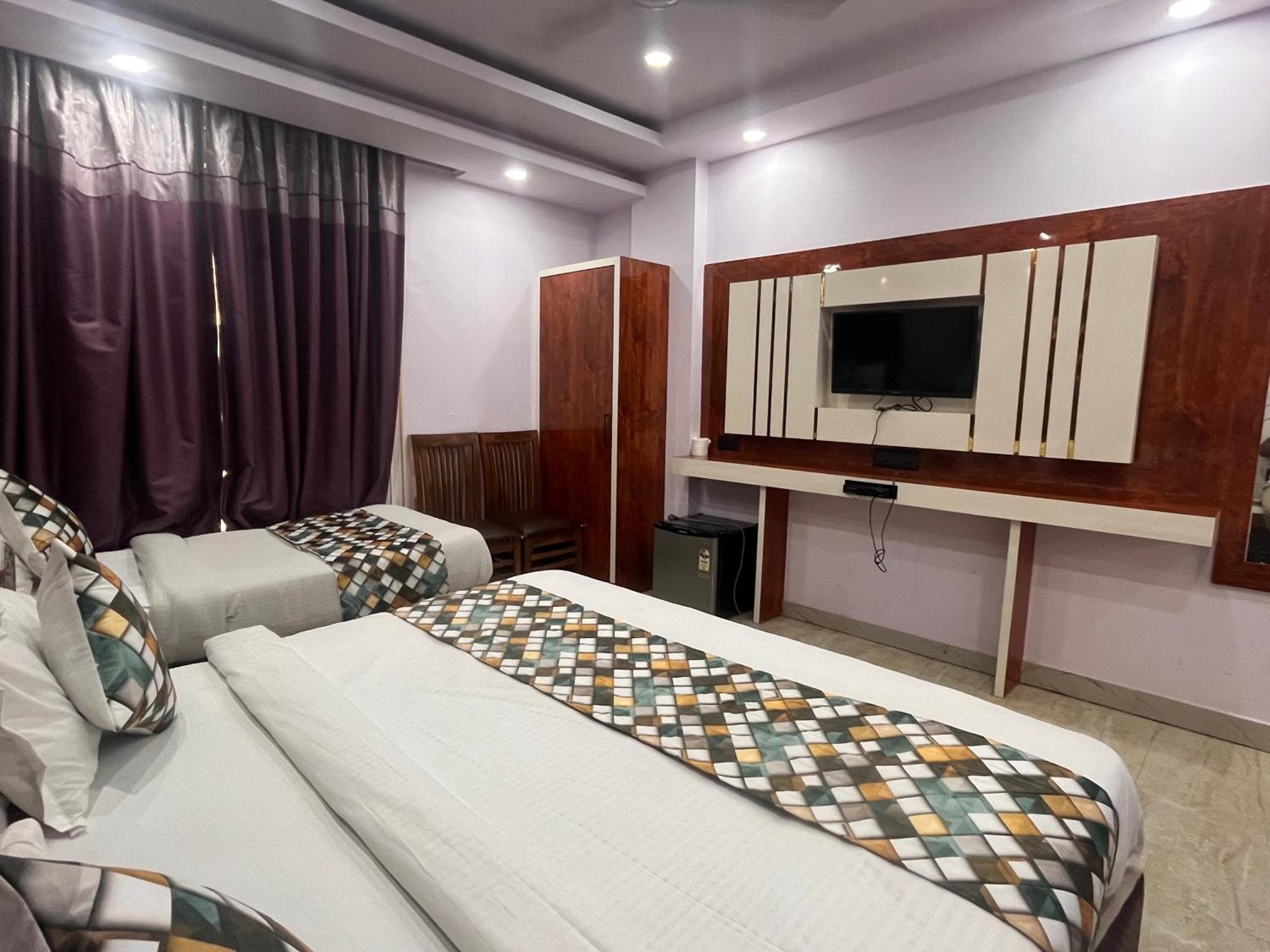 Hotel Embassy Near Rk Ashram Metro Neu-Delhi Exterior foto