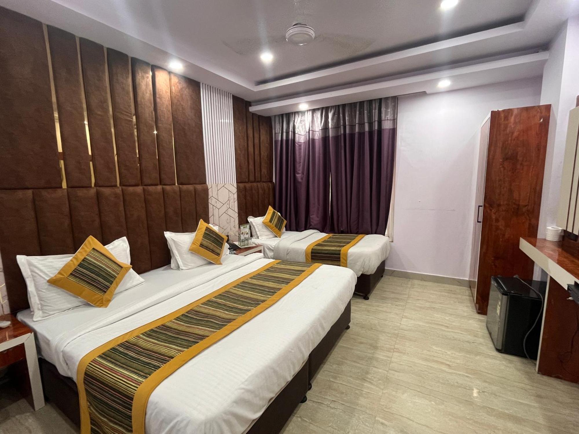 Hotel Embassy Near Rk Ashram Metro Neu-Delhi Exterior foto