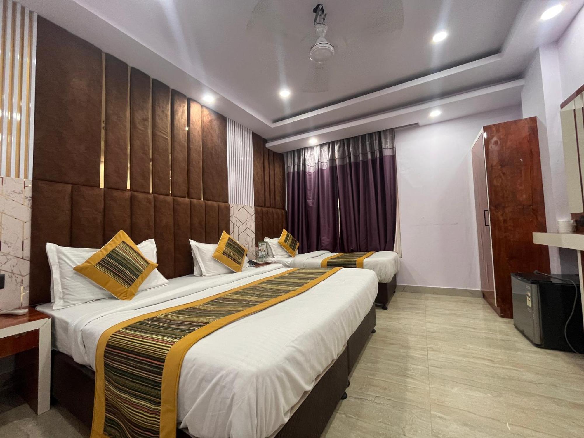 Hotel Embassy Near Rk Ashram Metro Neu-Delhi Exterior foto